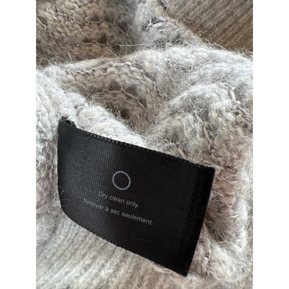 VTG Womens Size M Silver Rayon Wool Angora Blend Retro Sweater Vest V-Neck Top - Picture 10 of 10